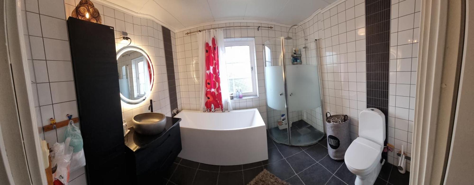 Bla Rummet - Rum Naera Bad Och Centrum - Saengklaeder & Handdukar Ingar Färjestaden Esterno foto